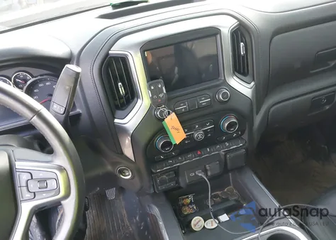 2021 Chevrolet Silverado 1500 4Wd Short Bed Lt Trail Boss z USA, uszkodzony, nr VIN 3GCPYFEDXMG105720